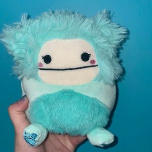 Squishmallow 5” Joelle NWT